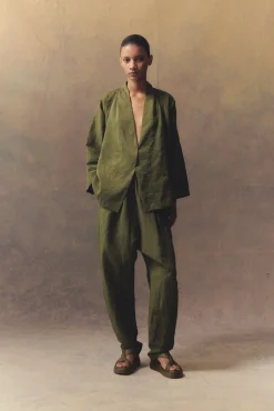 Ama, pantalón en lino y seda verde