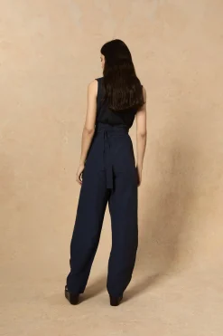 Arco, pantalon en lino y cupro azul intenso