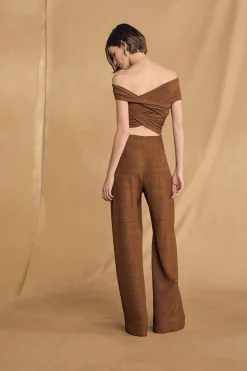Canela, cinnamon crop top