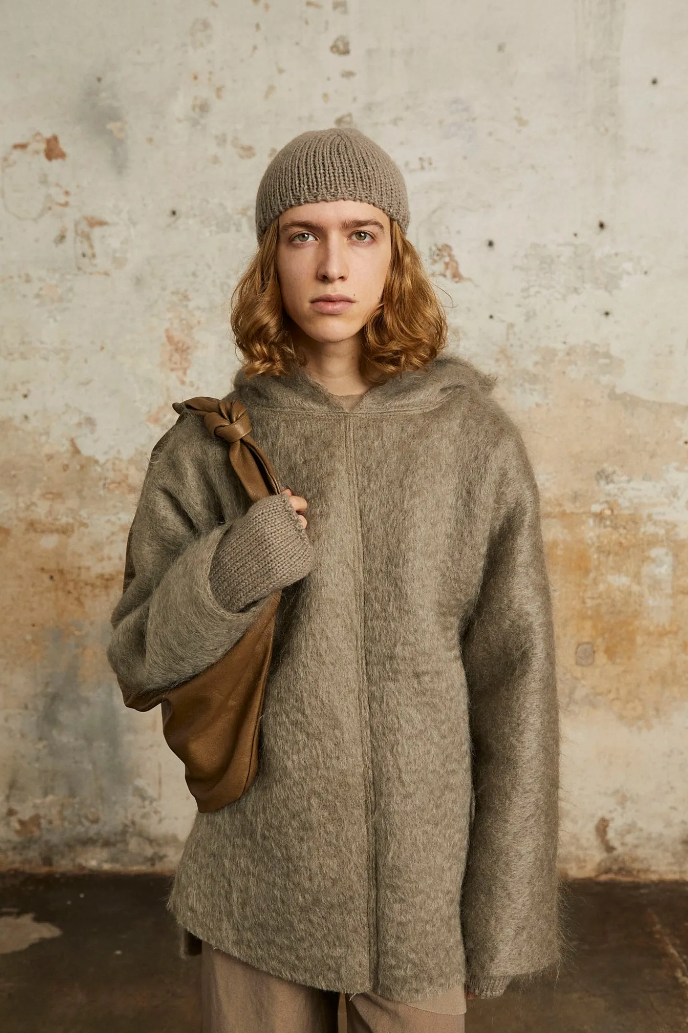 Circ, manguitos de baby alpaca y seda gris