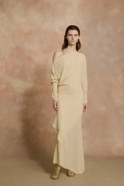 Dora, long skirt in beige silk georgette