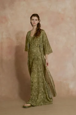 Geisha, sandalia plana pistacho