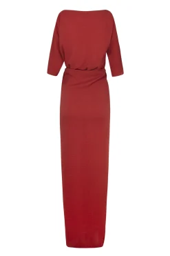 Genara, vestido en seda rojo carmin