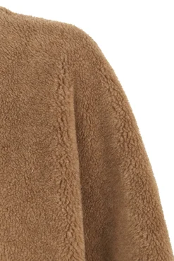 Hair, brown wool and silk coat