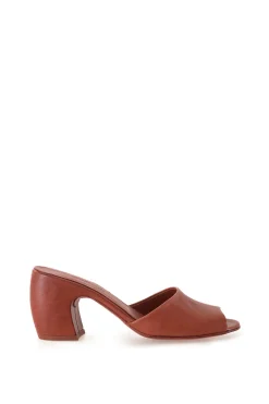 Juno, sandalia brandy