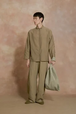 Kibal, babucha hombre de ante verde oscuro