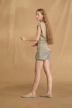 Lara, bailarina de ante aqua