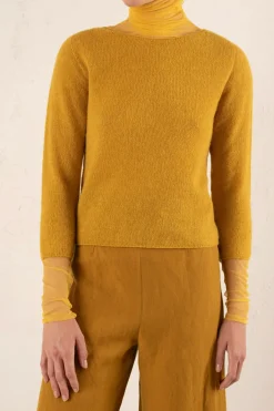 Lyn, yellow jumper in an alpaca, cashmere and silk blend