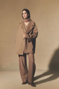 Miso, hazelnut virgin wool coat