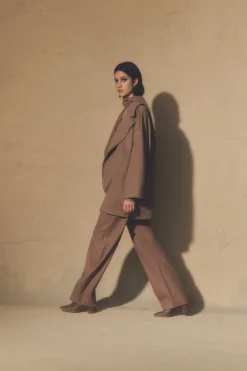 Miso, hazelnut virgin wool coat