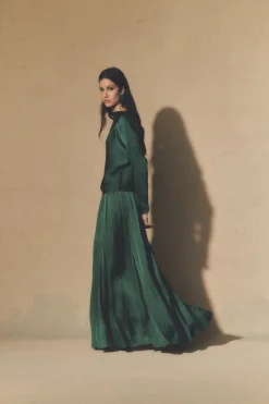 Oona, skirt in emerald green cupro