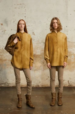 Park, camisa en seda bronce maltinto