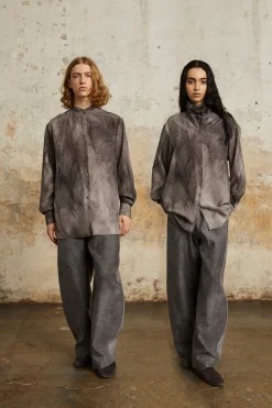Park, camisa en seda lila maltinto