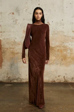 Roisin, long dress in blush velvet