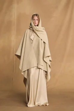 Sabah, champagne poncho