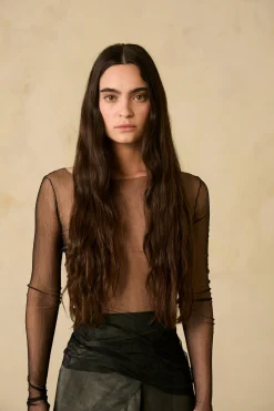 t de tul, top black