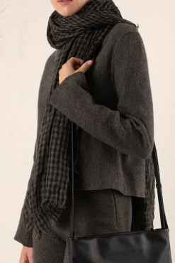 Trevor, foulard a cuadros vichy gris y negro en cachemir y seda